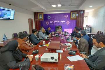 جلسه هم اندیشی با مدیران تعزیرات حکومتی و اعضا کمیسیون پیشگیری از قاچاق استان 